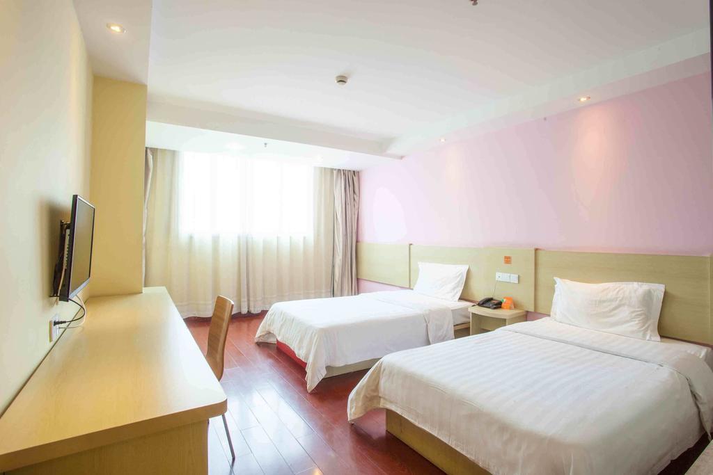 7Days Inn Foshan Qiandeng Lake Nangui Road Subway Station Zimmer foto